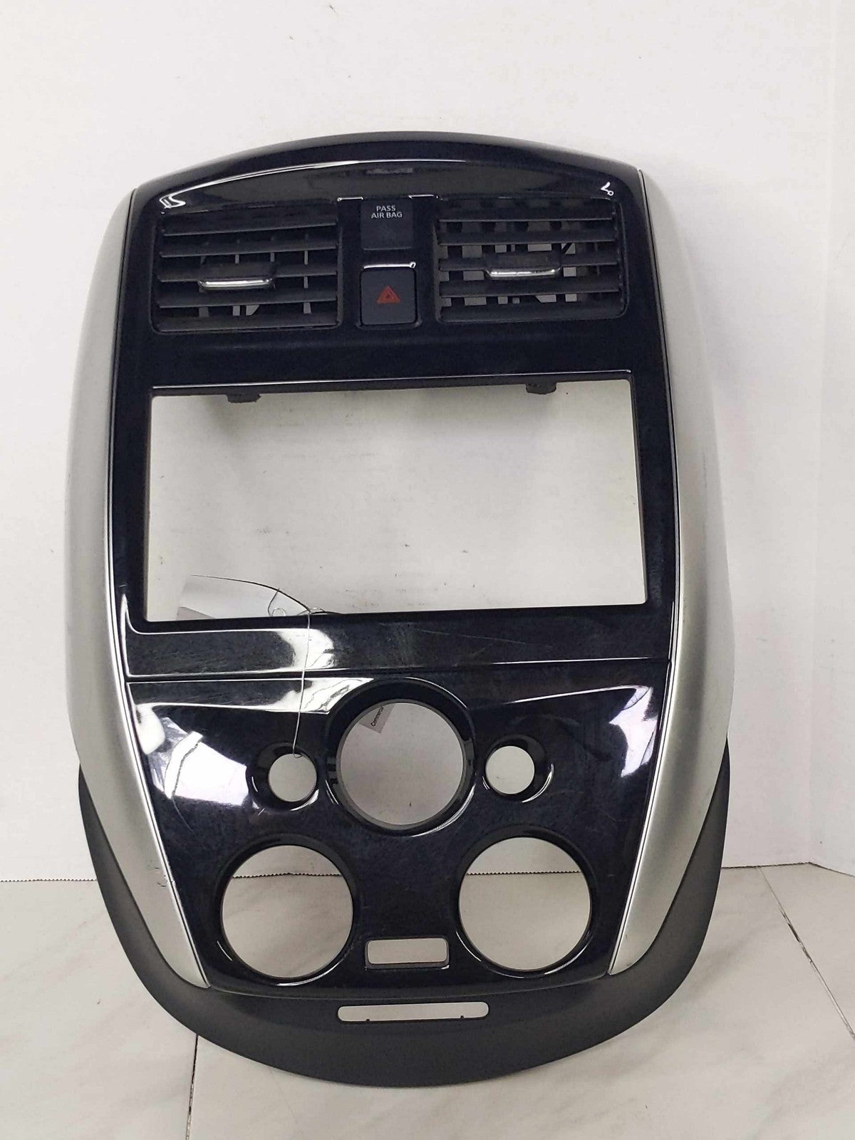 Radio Bezel Trim NISSAN VERSA 160